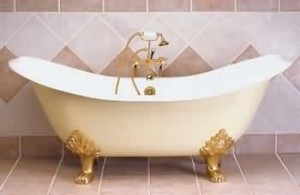 clawfootbathtubs-horseshoe-hardware